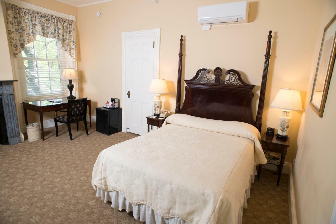 Middlebury Inn מראה חיצוני תמונה