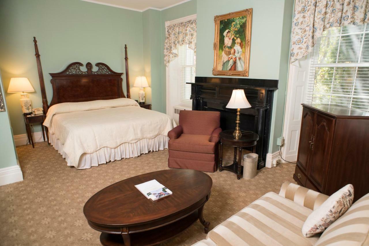 Middlebury Inn מראה חיצוני תמונה